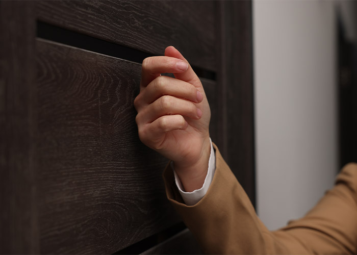 a bailiff knocking on the door